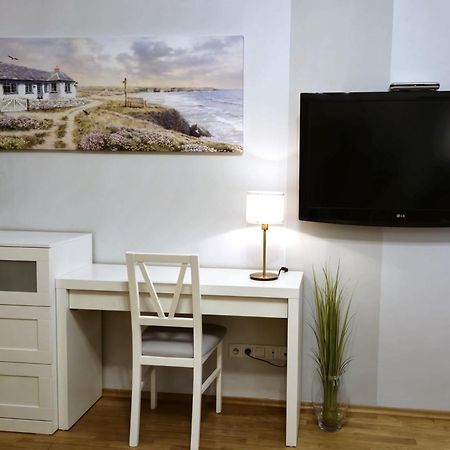 Ariadna - Pantheon Apartments Krakau Buitenkant foto