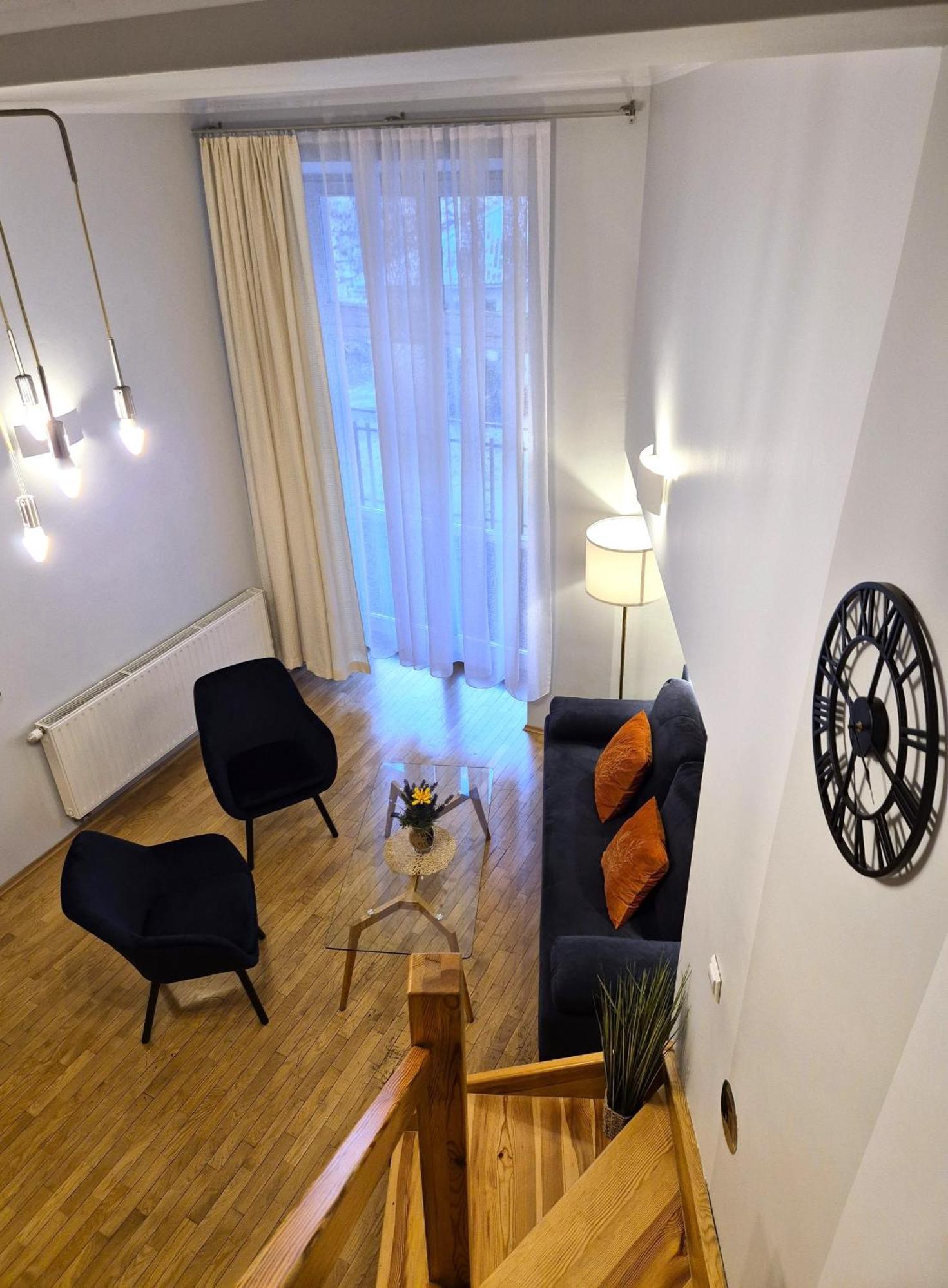Ariadna - Pantheon Apartments Krakau Buitenkant foto