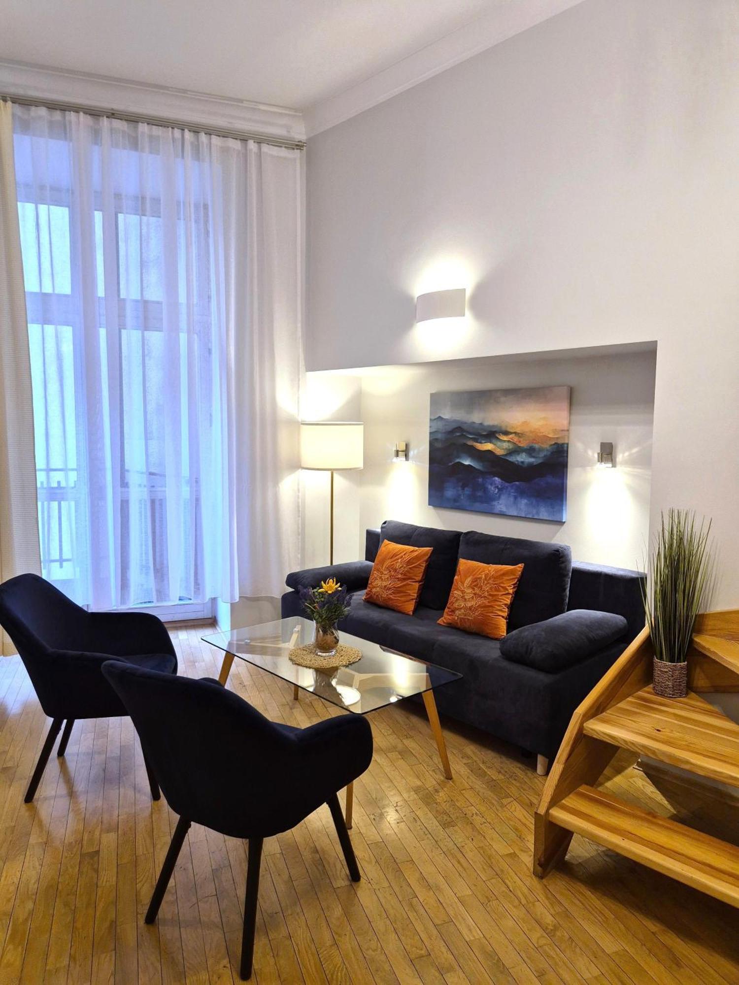 Ariadna - Pantheon Apartments Krakau Buitenkant foto